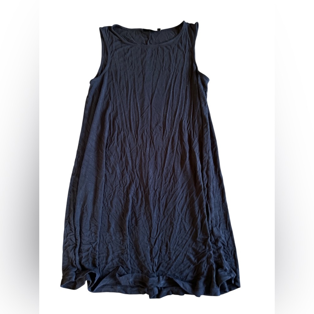 APT 9. Sleeveless Black Dress